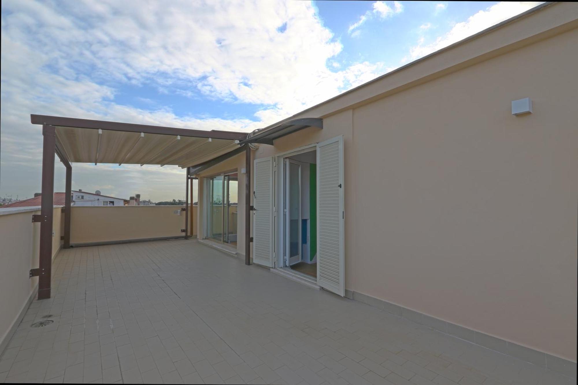Appartement Angela Attico A Pochi Minuti Dal Gemelli E Stazione Fl3 Direzione San Pietro - Centro